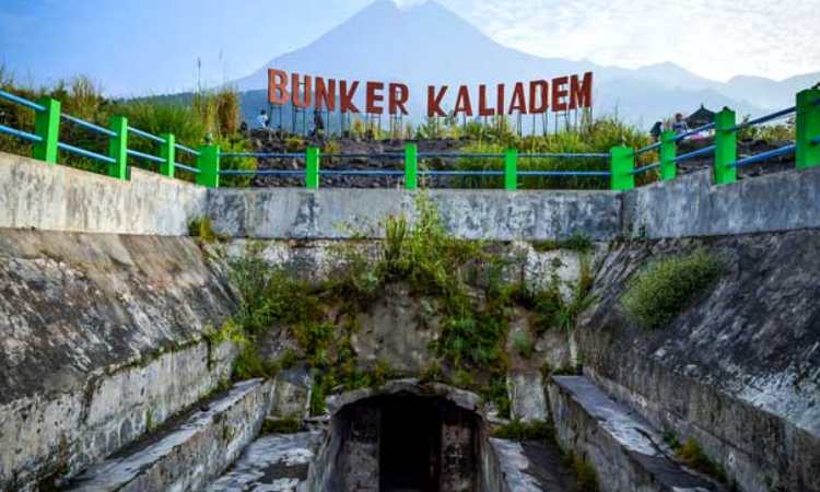 Bunker Kaliadem, Sumber: indonesia-tourism.com