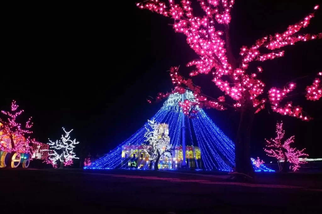 Taman Pelangi Yogyakarta. Sumber: Funbooky.com