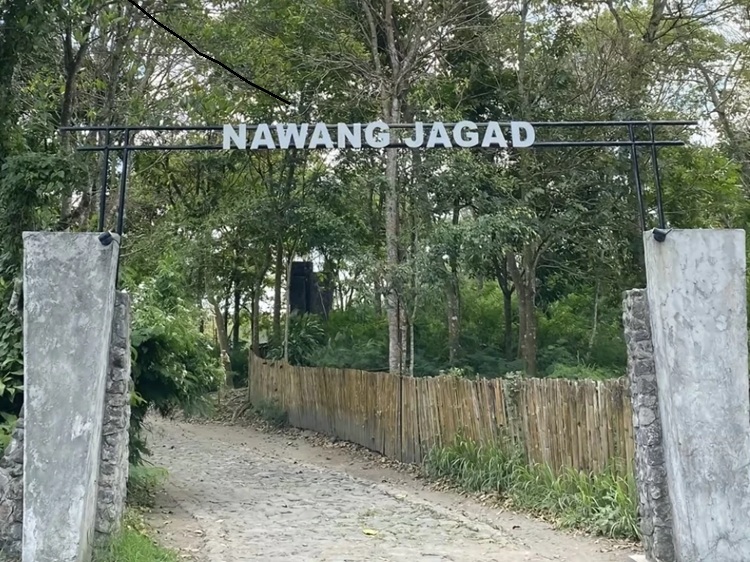 Gerbang masuk nawang jagad, Sumber: waysata.com