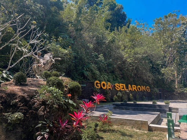 Goa selarong, Sumber: pariwisata.bantulkab.go.id